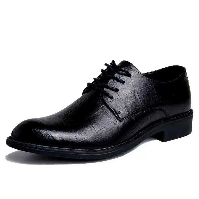 Nouveau noir hommes costume chaussures fête hommes chaussures habillées en cuir italien Zapatos Hombre chaussures formelles hommes bureau Sapatos Social Masculino